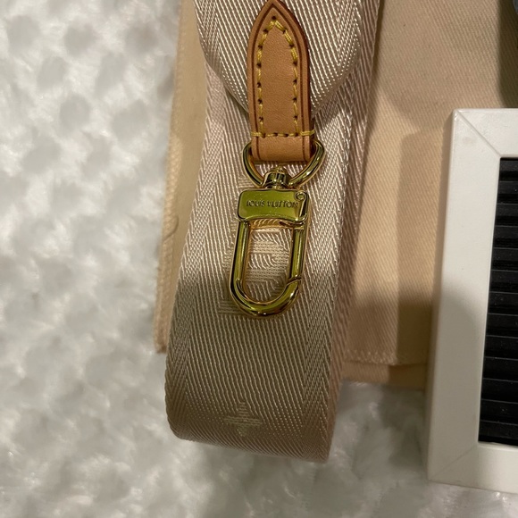 Louis Vuitton Multi Pochette Accessories By The Pool Collection - Picture 5 of 13